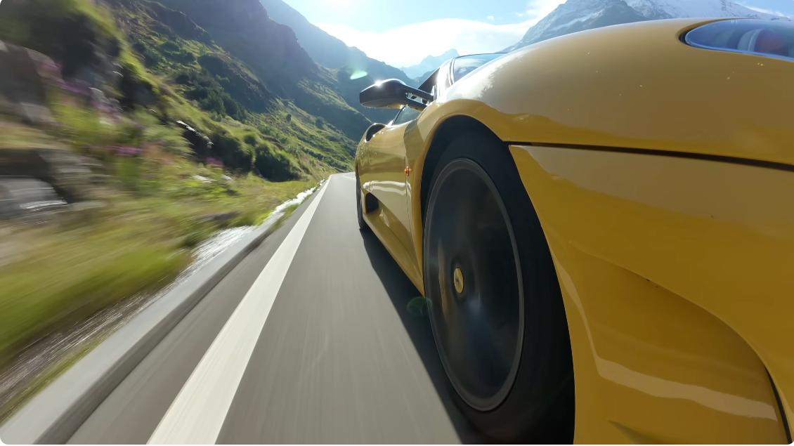 페라리 로우앵글 사이드뷰 - 알프스 드라이빙