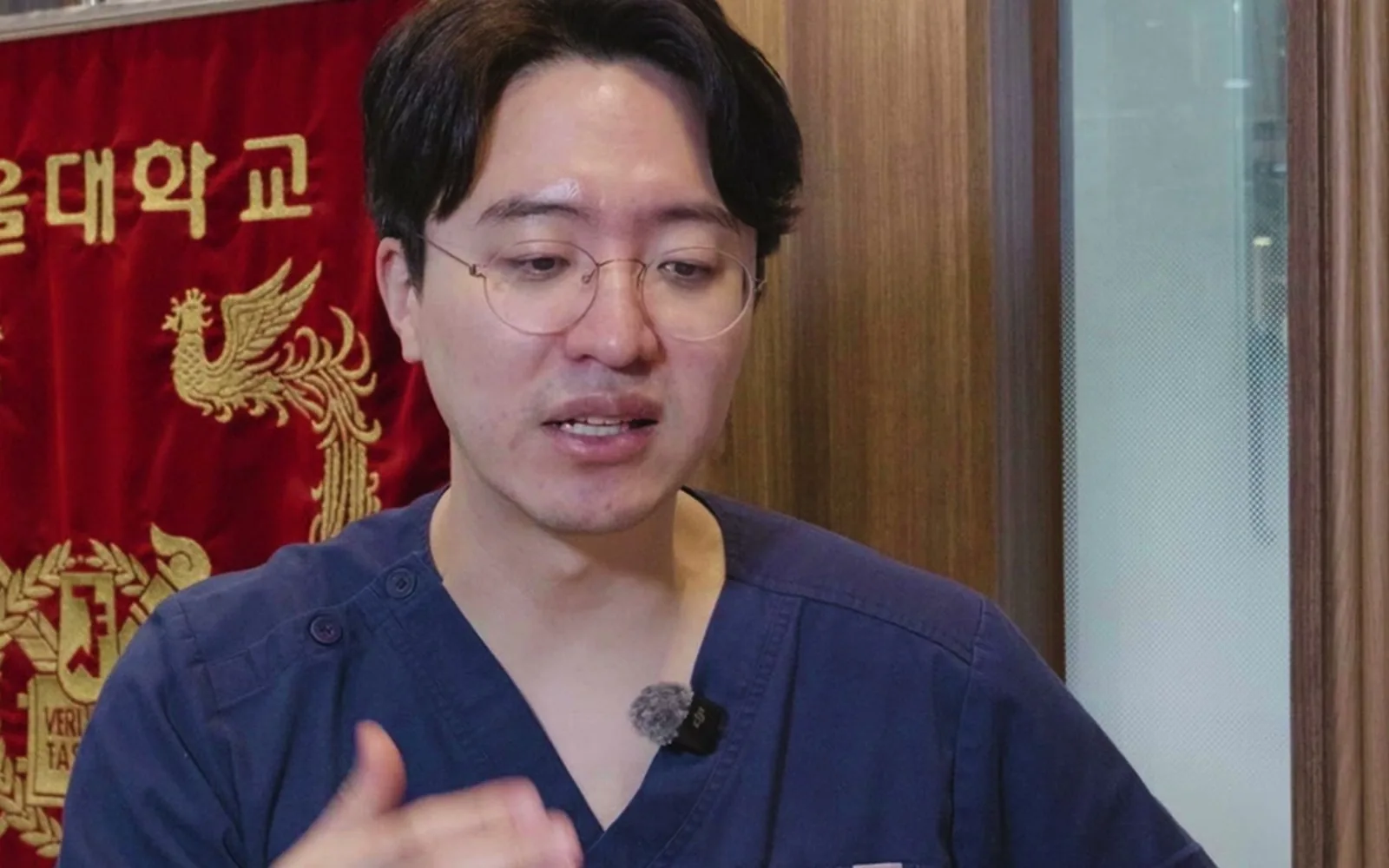 앞니 뺐는데 뼈이식 왜 하나? 뼈 만들기 위해서가 아니다