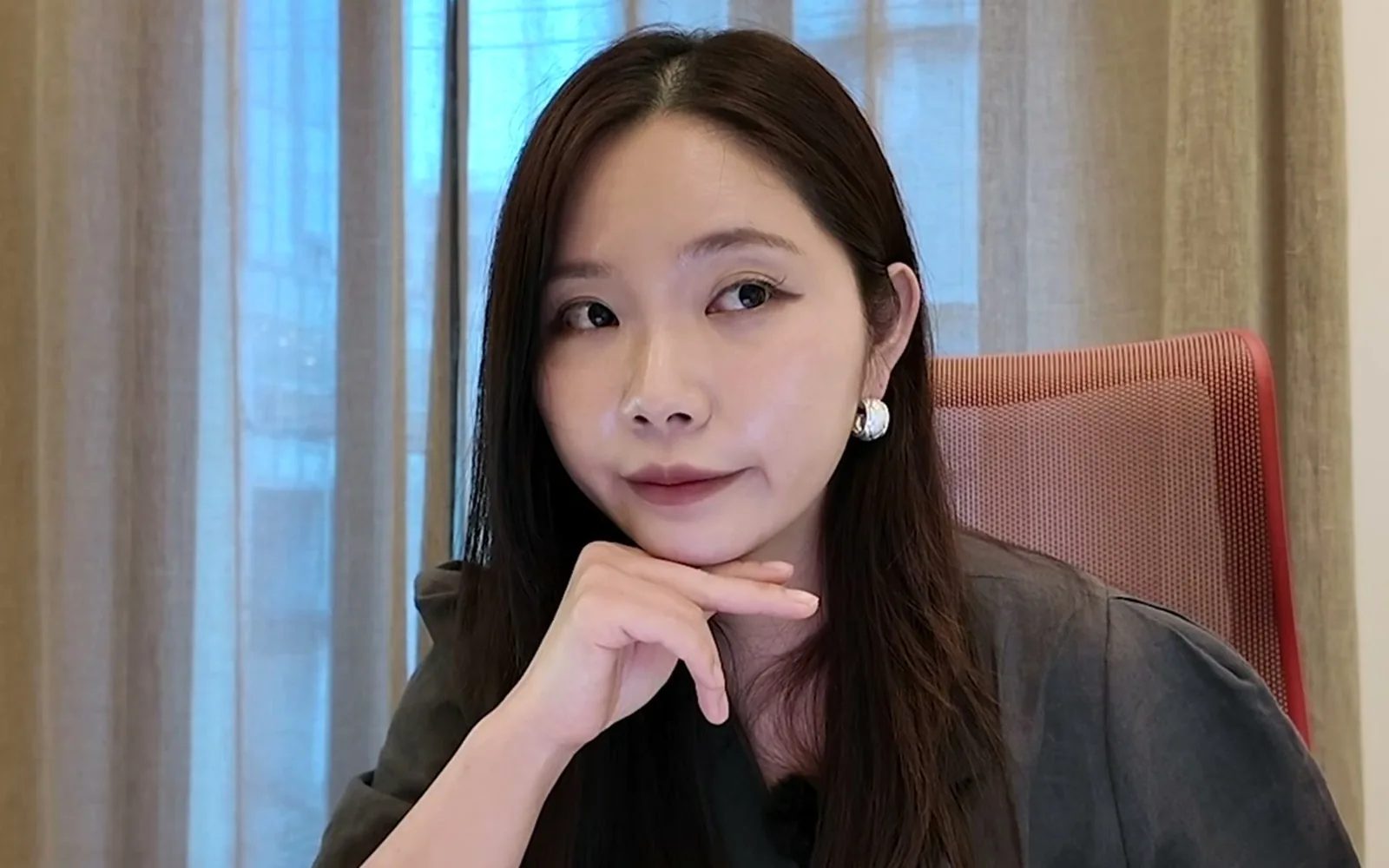 다이어트 후 푹 꺼진 얼굴, 다시 살 찌워도 안 돌아온다