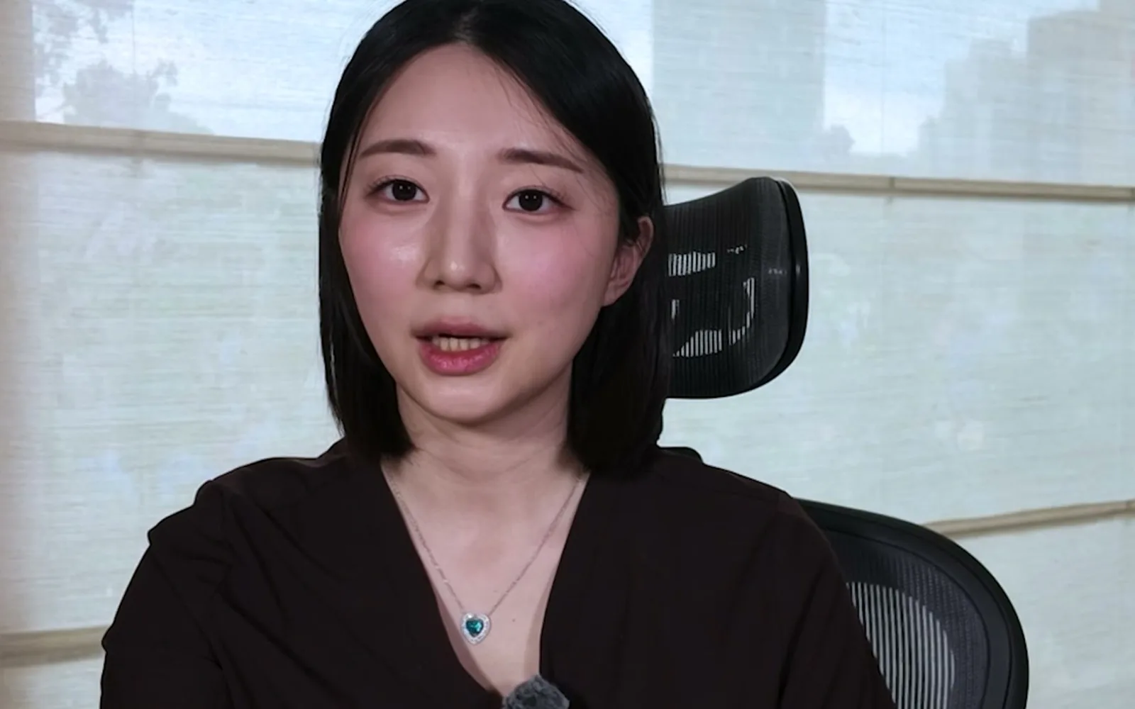얼굴에 볼륨 채울수록 청순한 인상과 멀어지는 이유