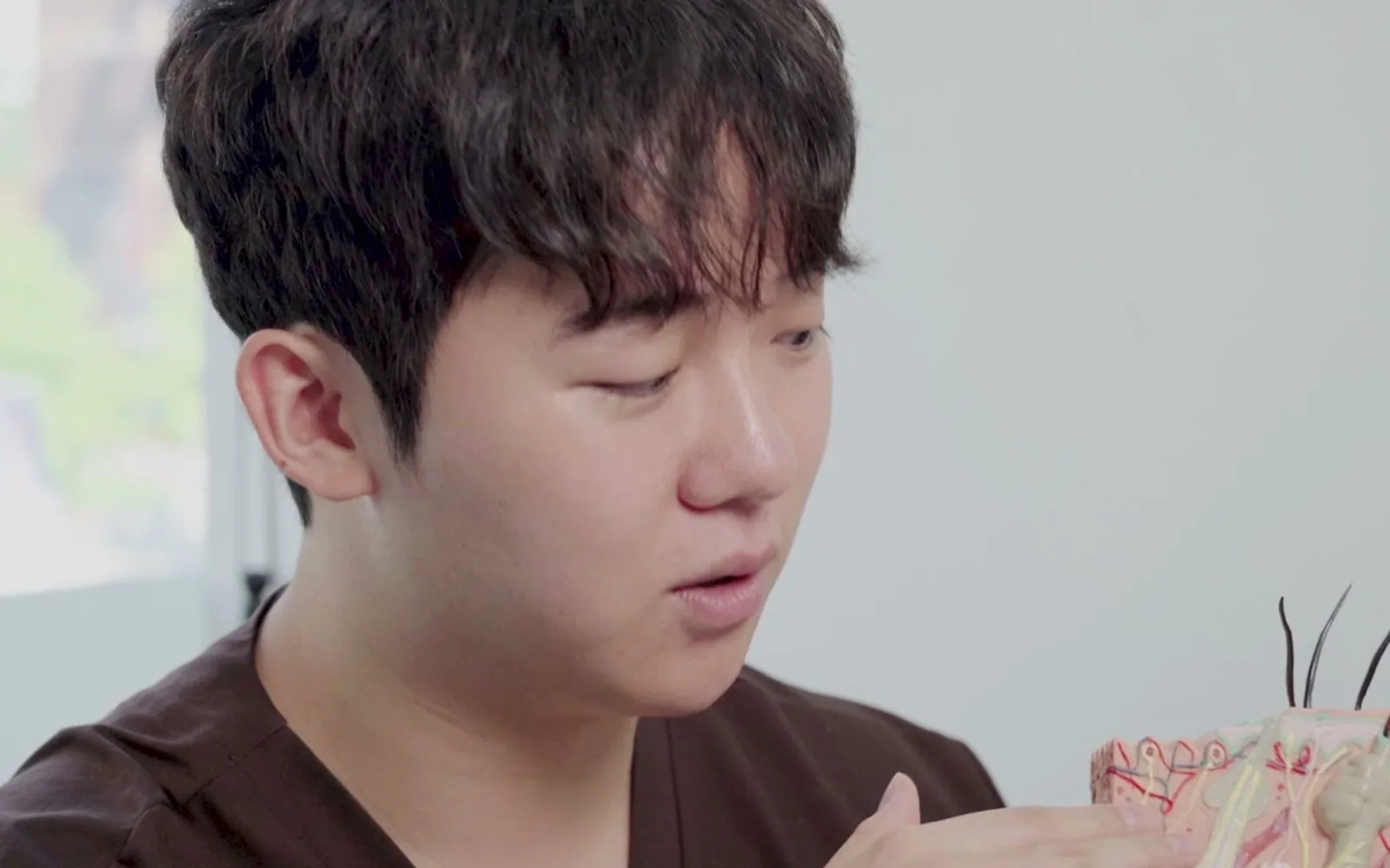 중요한 일정 일주일 전, 인상 바꾸는 단기 피부 시술은?