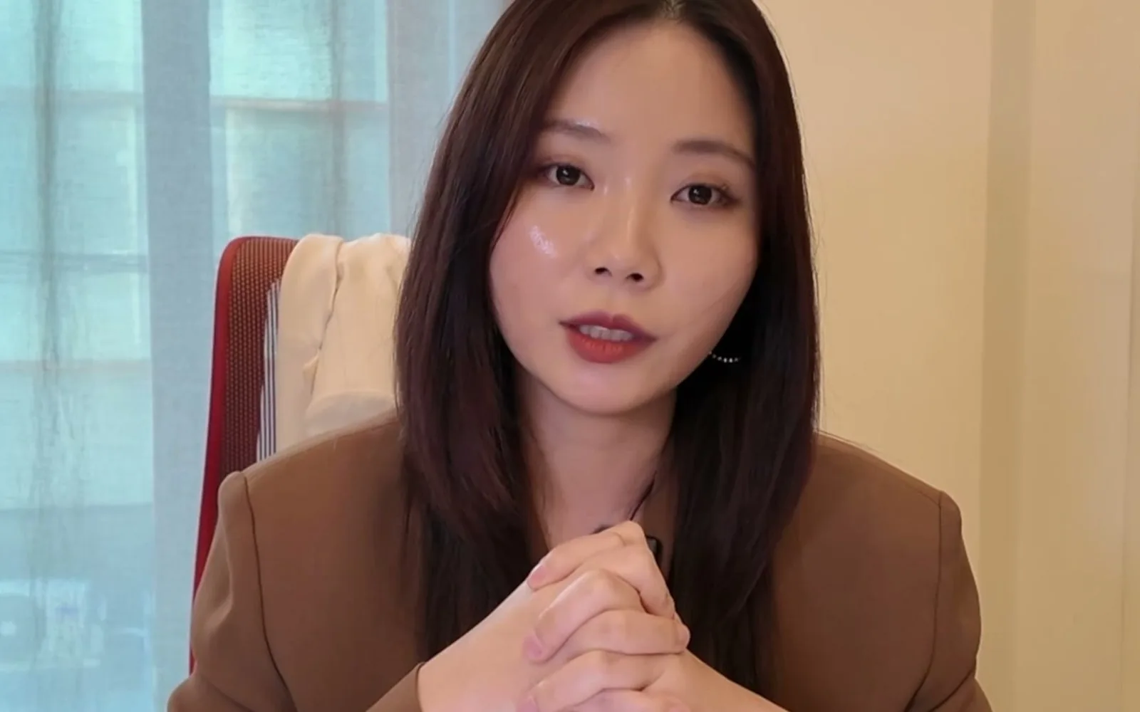 입술 필러 후 라인 밖으로 밀리는 현상, 원인은 근육이다